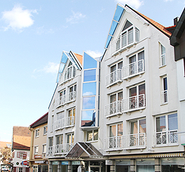 Ralph Berger Fuggerbank Berater Foto von einem Gebäude
